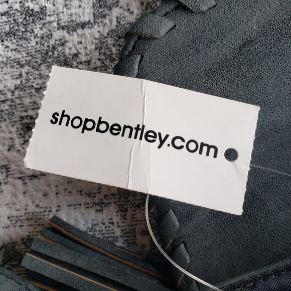 New Mia & Luca Silver Grey suede leather Aztec woven purse NWT - Picture 5 of 12